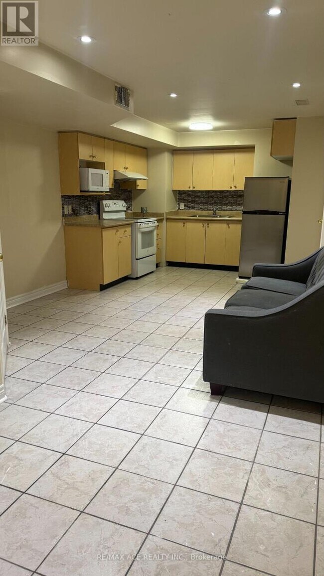 Photo - 3 Streamside Ln