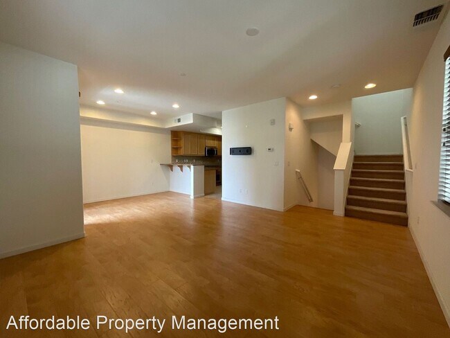 Photo - 2 br, 2.5 bath House - 1323 Westbury Drive