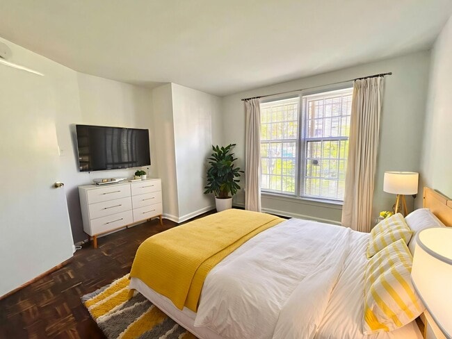 Photo - 340 11th St SE Unidad B