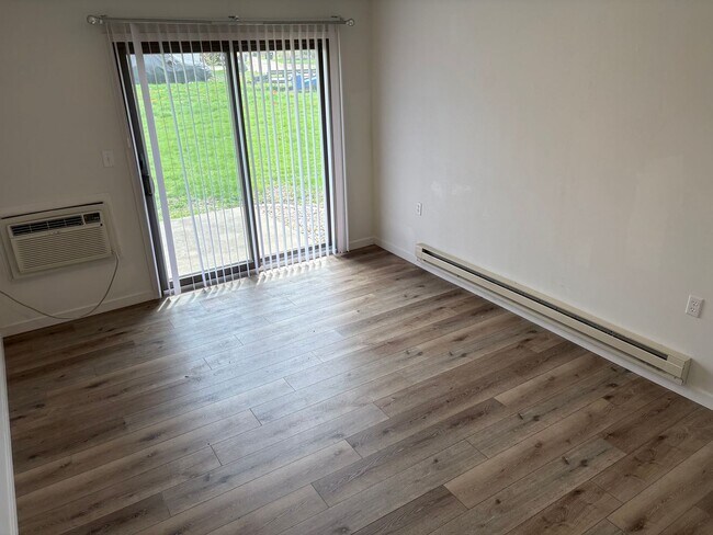 Photo - 601 N State St Unidad #6