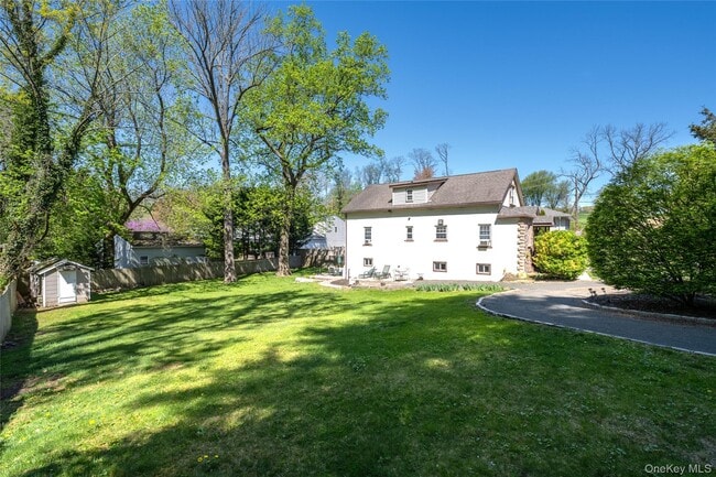 Photo - 3 Woodmere Ln