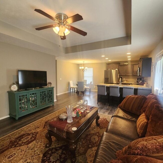 Photo - 5858 Geranium Ln