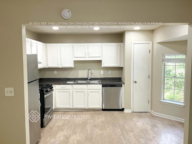 1333 Regal Heights Dr