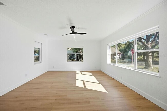 Photo - 2812 N Munro St