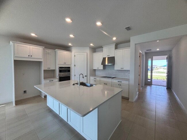 Photo - 9323 Lorenzo Wy