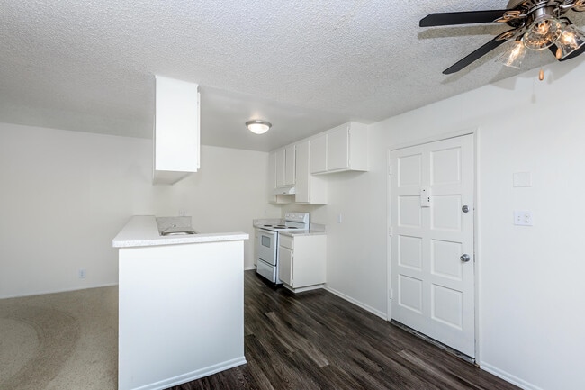 Pacific View Apartment Homes