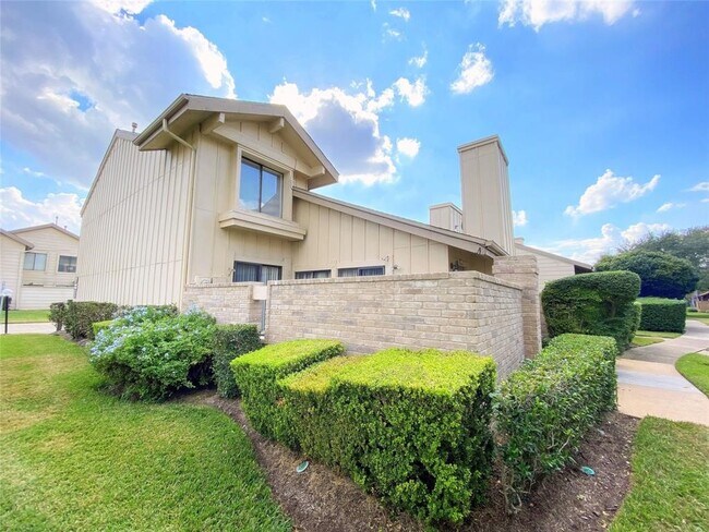 Photo - 13611 Garden Grove Ct Unit 13611