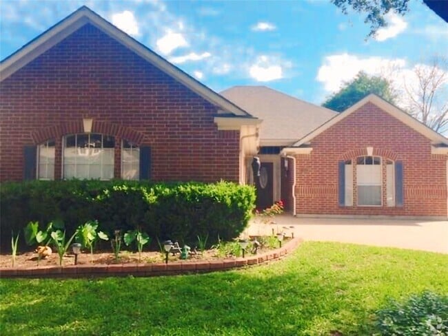 Building Photo - 23223 Diamond Knoll Ct Rental