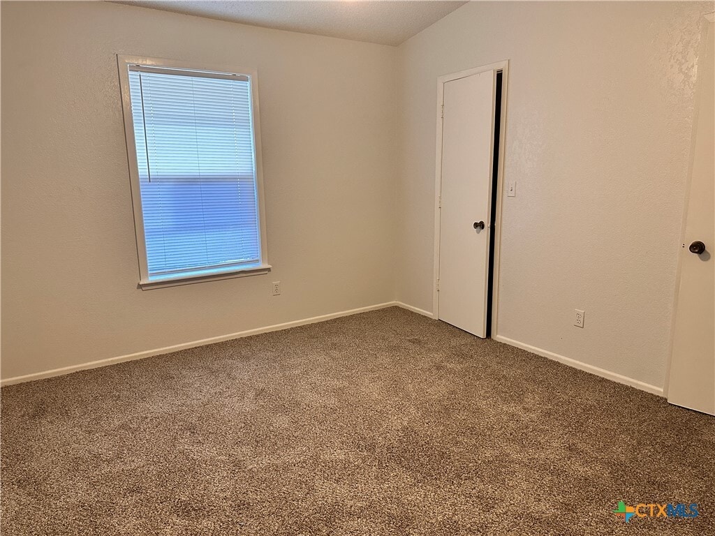 Photo - 614 Mill St Townhome