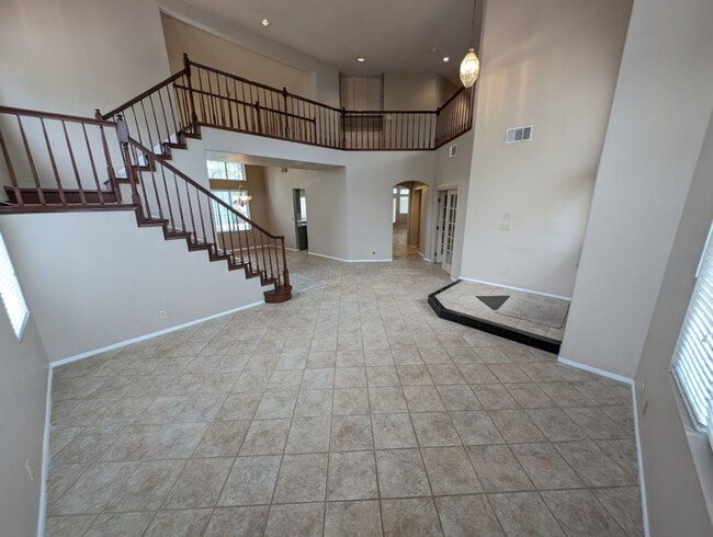 Photo - 2704 N Ontario Dr