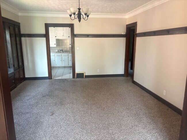 Photo - Waterbury1647 Unidad Up