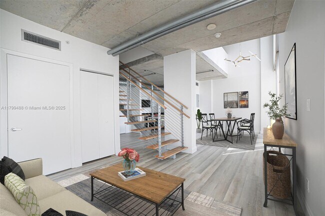 Photo - 690 SW 1st Ct