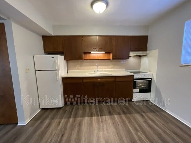 Photo - 815 Laurel St