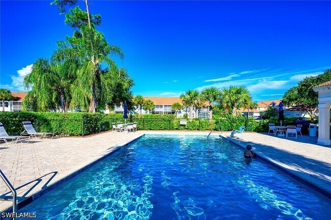 5125 Cedar Springs Dr Unit 204