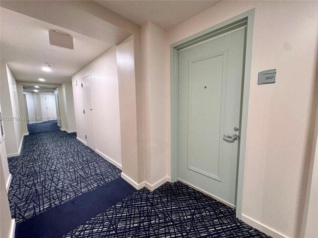 Photo - 1900 N Bayshore Dr Unit 1807