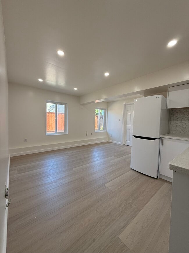 Photo - 4636 Cabrillo St Apartments Unit 4636Cabrillo