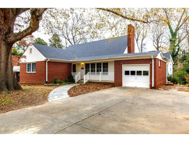 Photo - 147 Tarleton Ave Casa