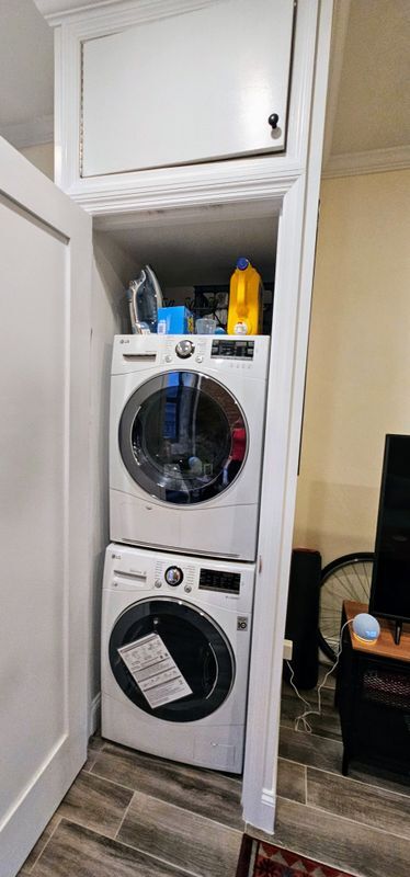 Photo - 317 E 83rd St