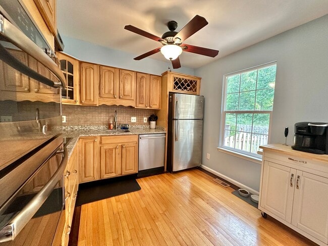 Photo - STAFFORD TOWNHOUSES - CLOSE TO QUANTICO