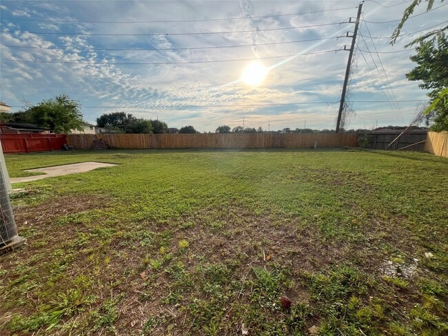 Building Photo - 8202 Alabaster Dr