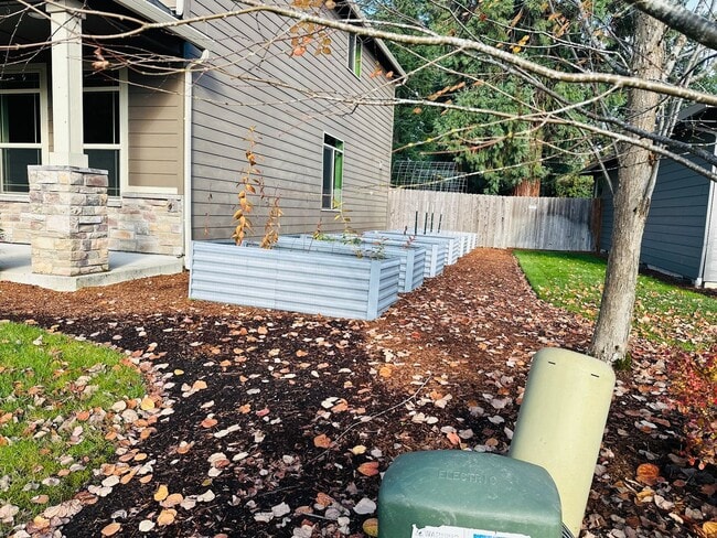 Photo - Beautiful Custom Felida Home