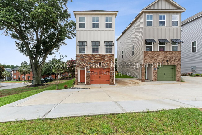 Building Photo - 1144 Carolina Ave