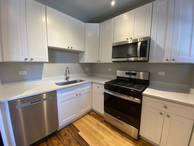 Photo - 1745 W Wallen Ave Apartment Unit 3