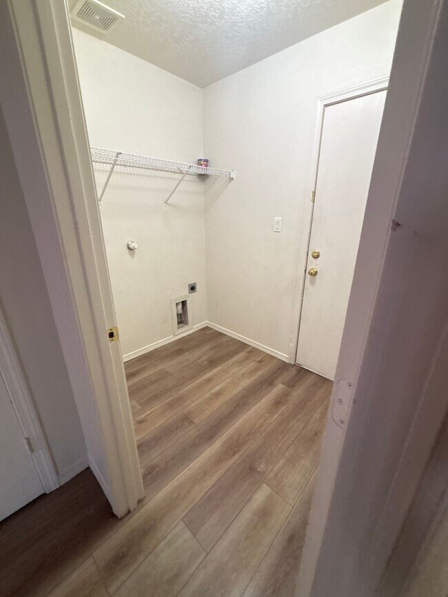 Photo - Rental home Near North Hills