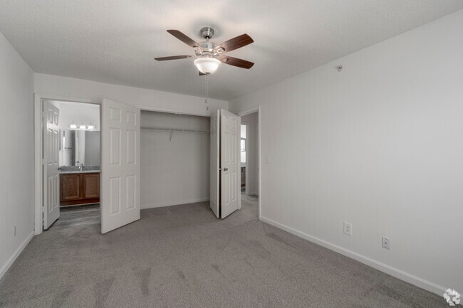 3rd Floor - 2BR, 2BA - 1,080SF - Master Bedroom