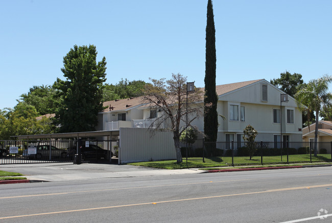 Carmel Crest - Carmel Crest Apartments