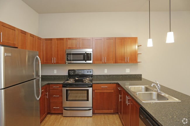 1BR, 1BA - Plan 1 Balcony_641 SF