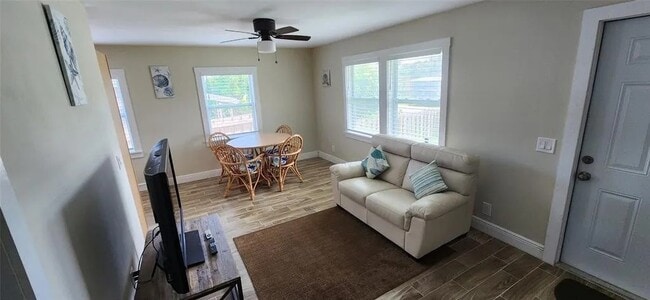 Photo - 8429 Citrus Way