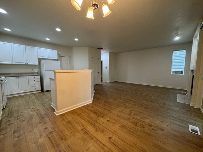 Photo - 5721 NE Canard Ct