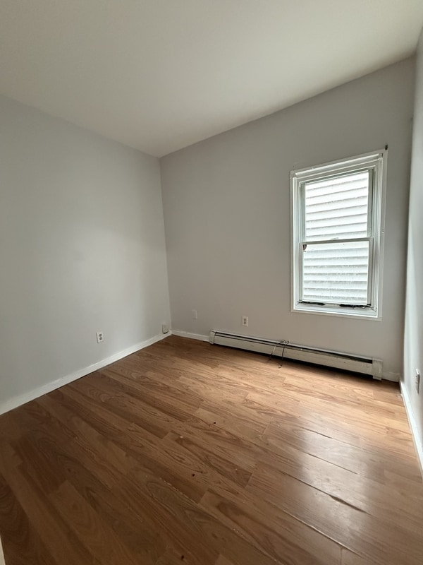 Photo - 273 Ontario St