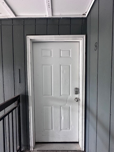 Photo - Charming 2-Bed Oasis with Full Bath on SE Division - 836 Sq. Ft. of Portland Comfort! Unit 8