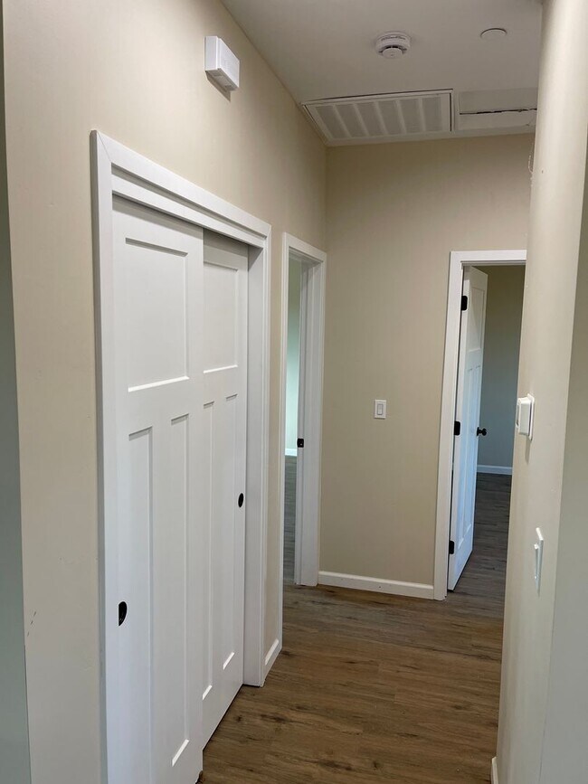 Photo - 8588-8590 Ridgecrest Dr