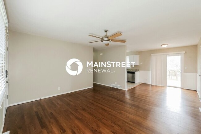3 Bedroom Pet-Friendly Home in Independence, MO with Main Street Renewal