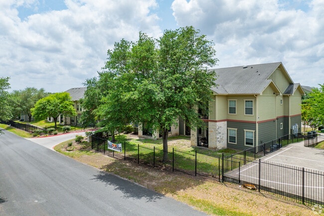 Stratton Oaks