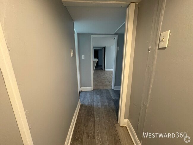 Building Photo - 9150 S Colfax Ave Unit 3 Rental