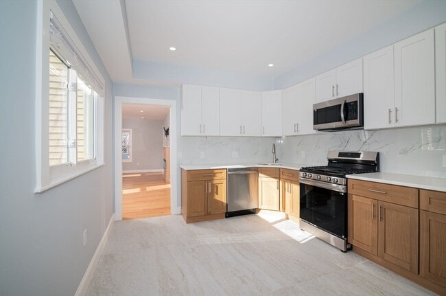 Photo - 45 Tainter St