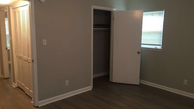 Photo - Pine Cove Apartment Homes