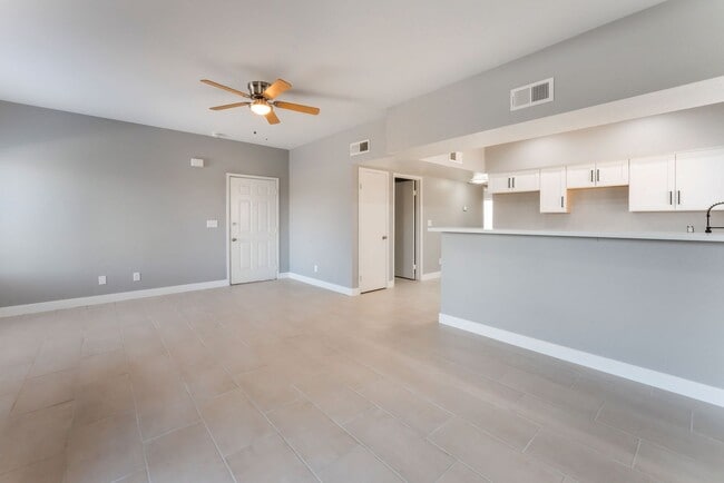 Photo - 5689 E Lake Mead Blvd Unit 5689 E Lake Mead Blvd #2