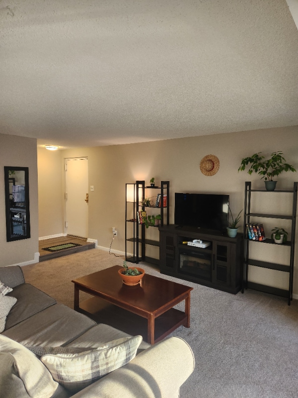 Photo - 10210 Bushman Dr