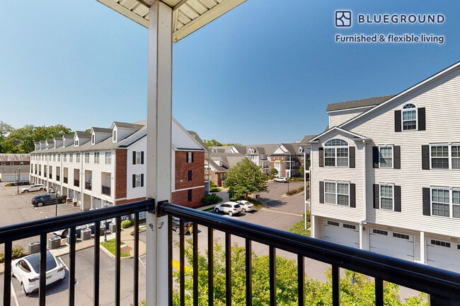 Photo - 998 Stewart Ave Unidad FL3-ID1344A