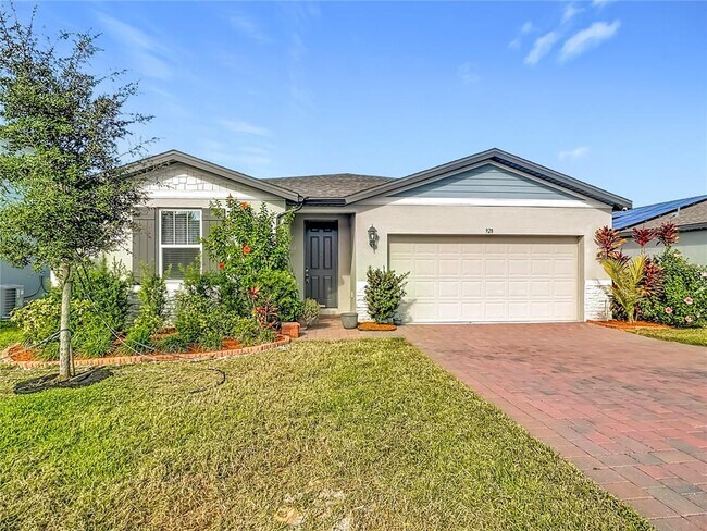 Photo - 928 Cambridge Dr