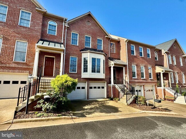 Photo - 118 Mosby Cir
