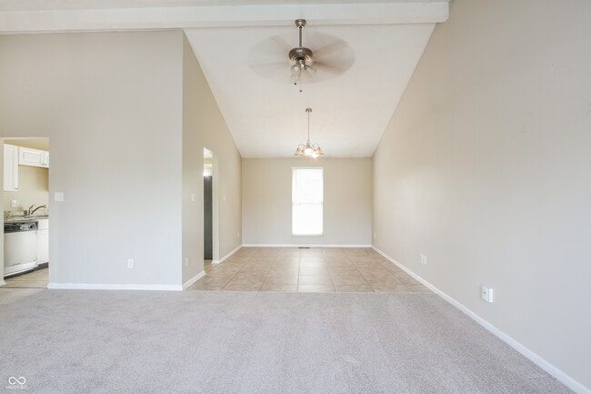 Photo - 5678 Colonist Cir