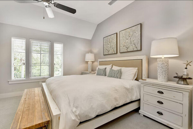 Photo - 12 Cypress Cir