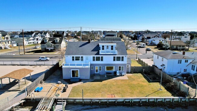 Photo - 2605 Bayshore Ave