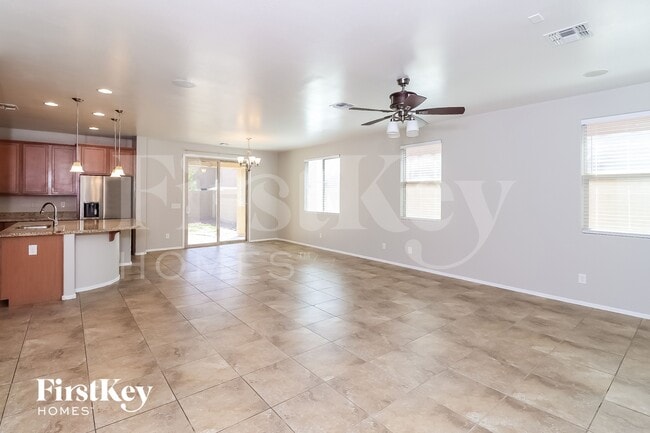 Photo - 5027 W St Catherine Ave